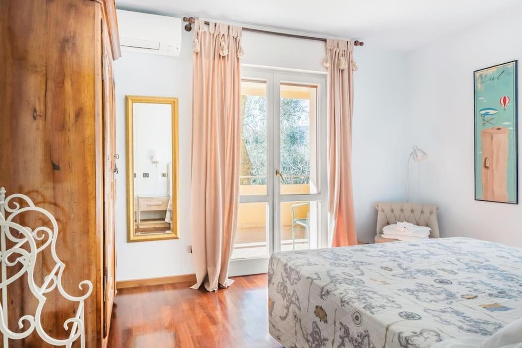 Spacious, Air Conditioner, Few Minutes To The Castle Διαμέρισμα Μαλτσεζίνε Εξωτερικό φωτογραφία