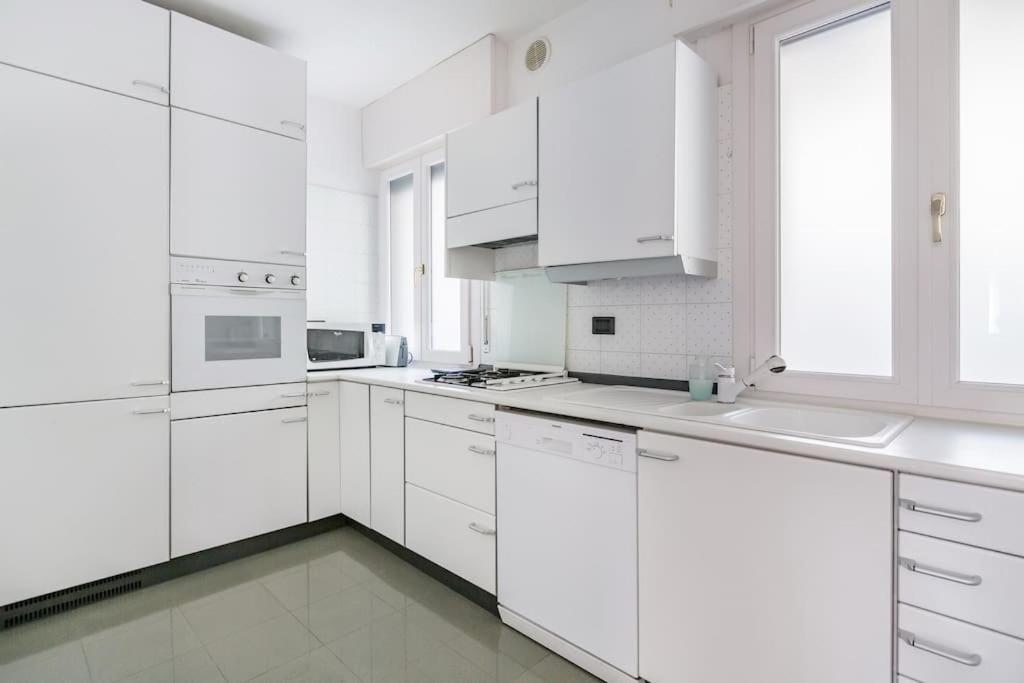 Spacious, Air Conditioner, Few Minutes To The Castle Διαμέρισμα Μαλτσεζίνε Εξωτερικό φωτογραφία