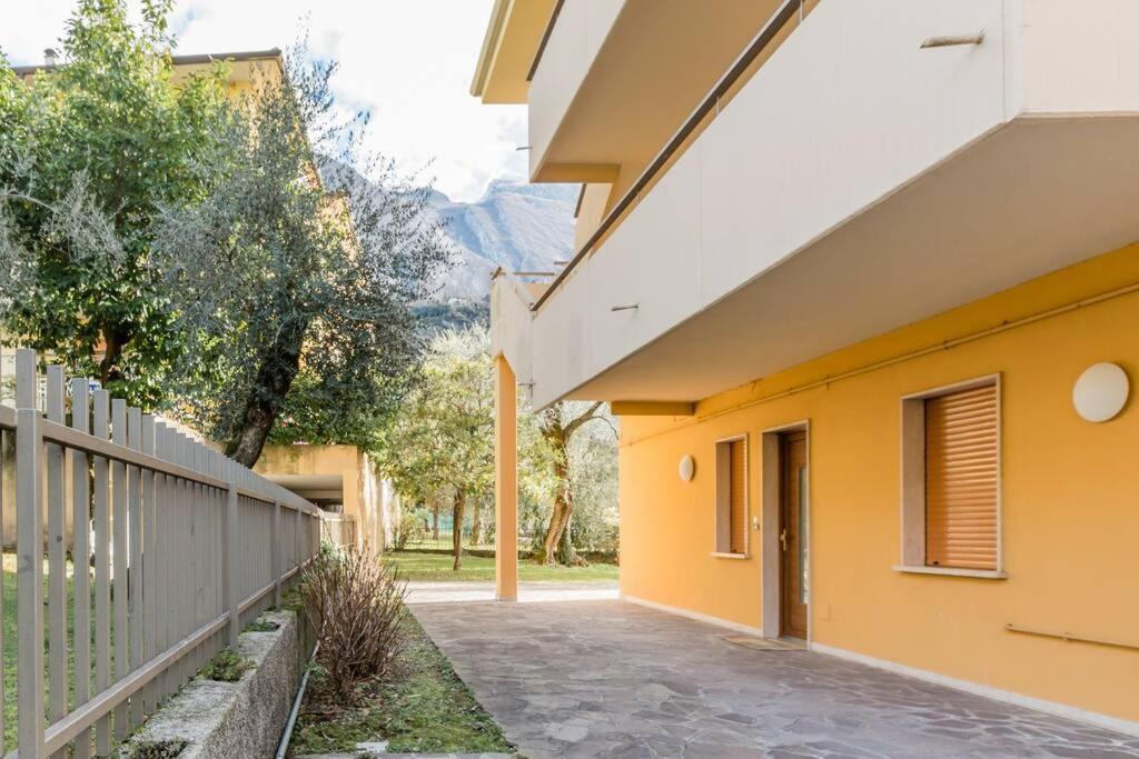 Spacious, Air Conditioner, Few Minutes To The Castle Διαμέρισμα Μαλτσεζίνε Εξωτερικό φωτογραφία